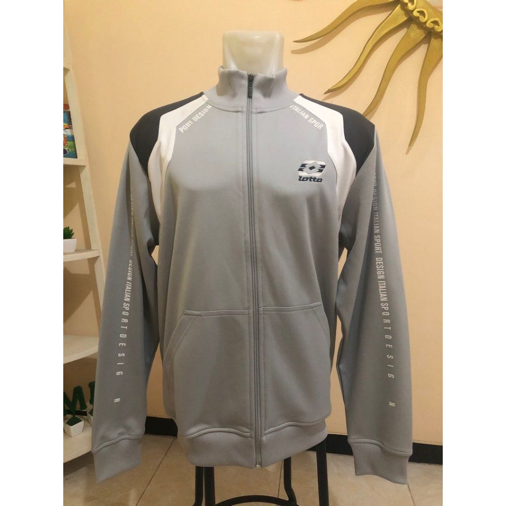 เสื้อกล้าม Lotto / เสื้อแจ็คเก็ต