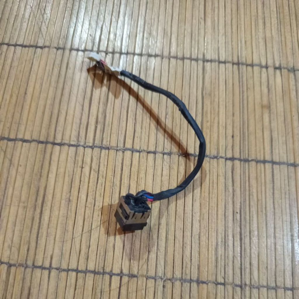 ขั้วต่อ DC แล็ปท็อป Dell E6420