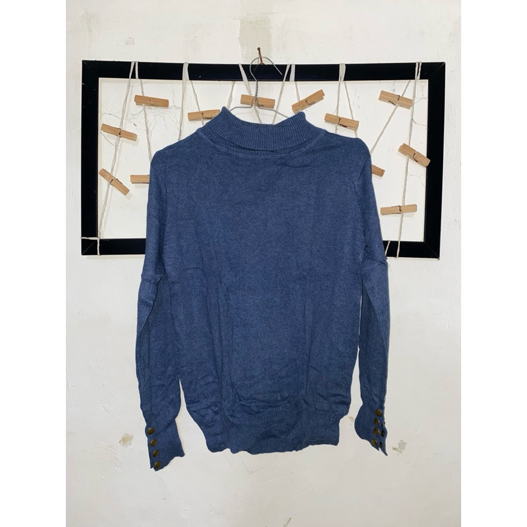 NRG เสื้อไหมพรมคอเต่าเสื้อแขนยาวสีฟ้า (PRELOVED)