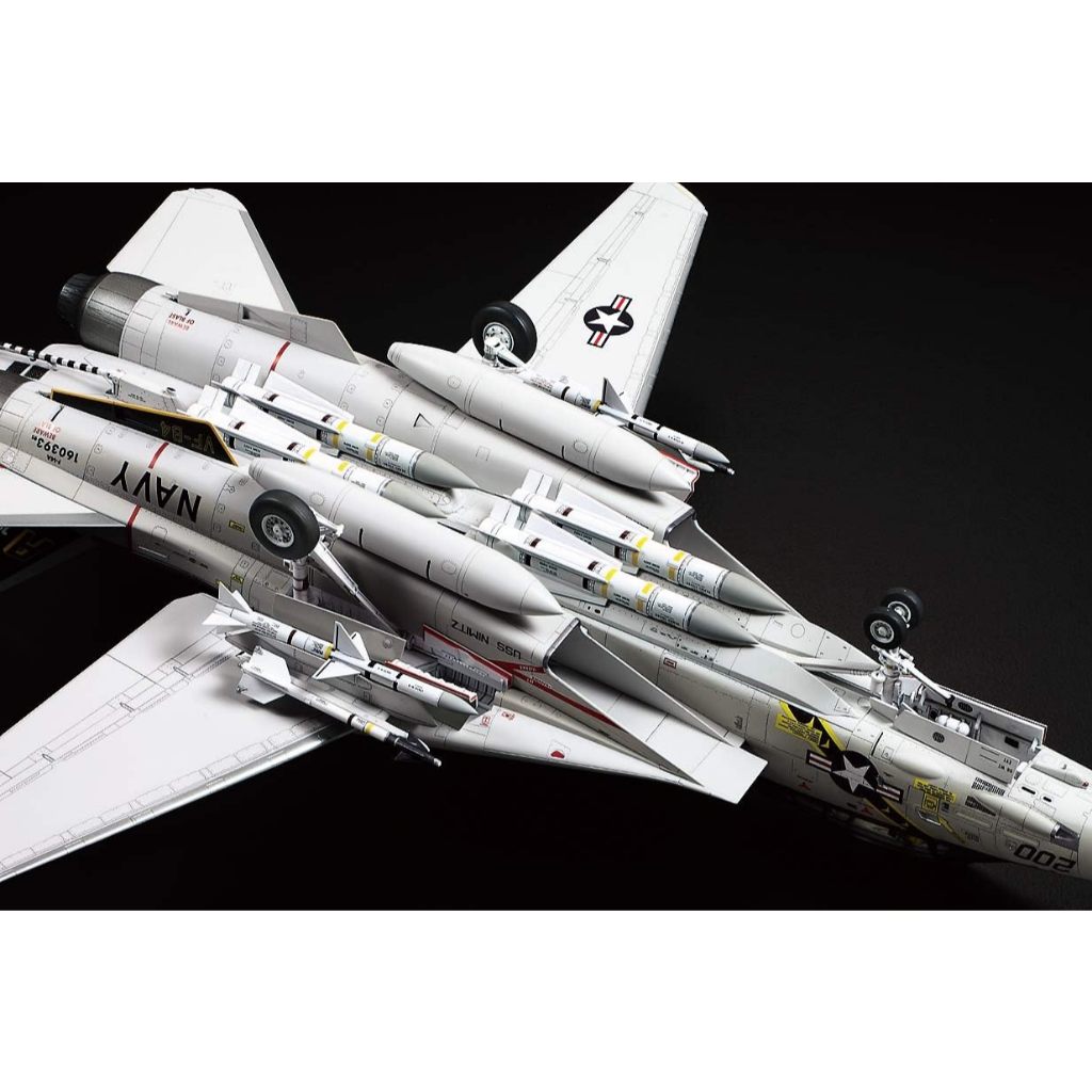1:48 Tamiya Grumman F-14A Tomcat Model Kit READY GOSEND