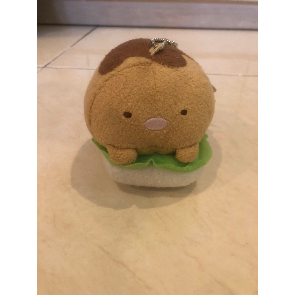 SUMIKKO TONKATSU SUSHI KEYCHAIN