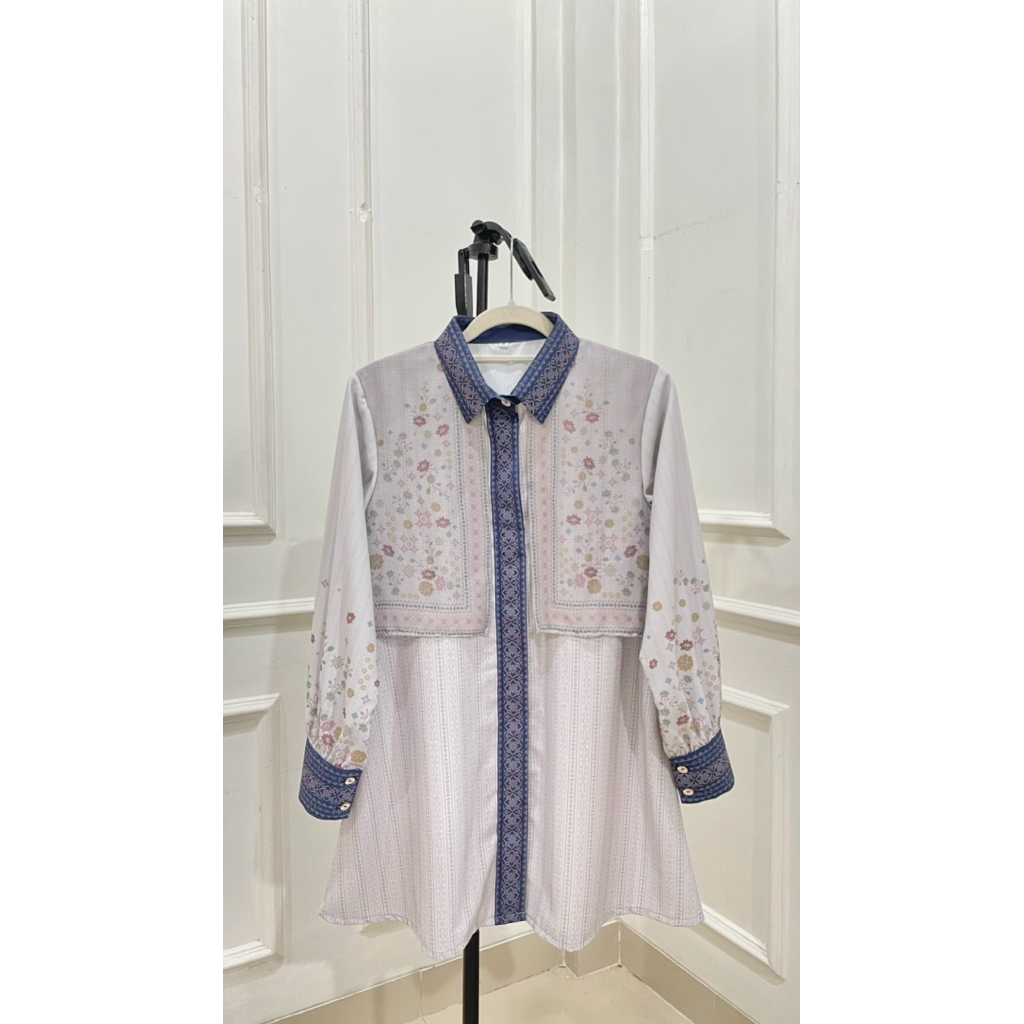 เสื้อไม้จันทน์พิมพ์ jeune ere