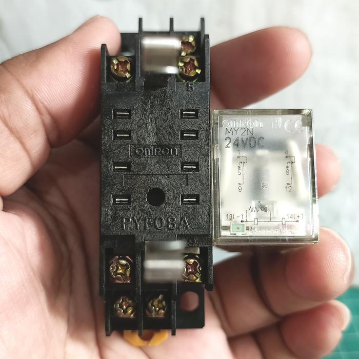 OMRON MY2N 24VDC รีเลย์ + OMRON PYF08A ซ็อกเก็ต 8 พิน ของแท้จากญี่ปุ่น