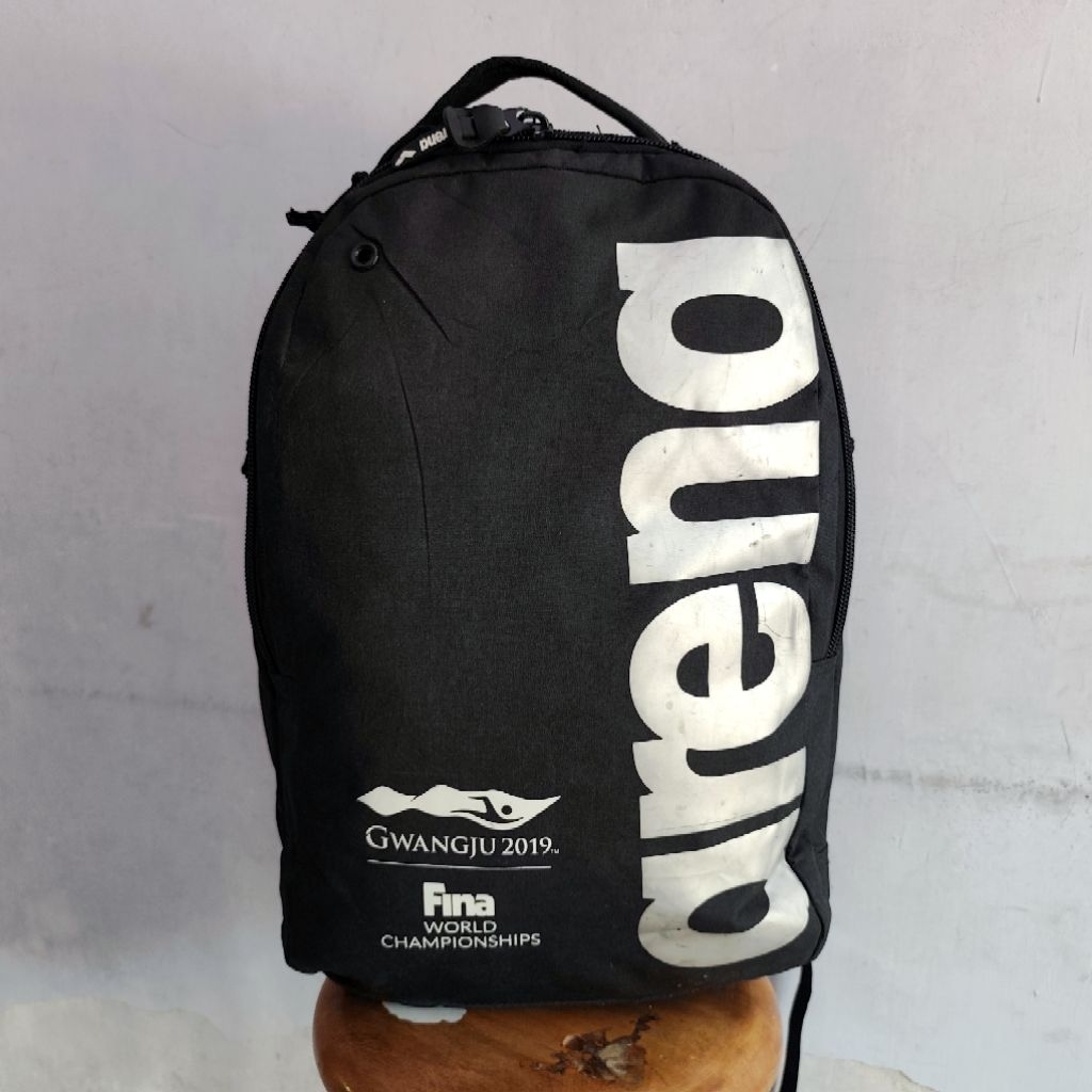 กระเป๋าเป้ Arena / กระเป๋าเป้ Black Arena