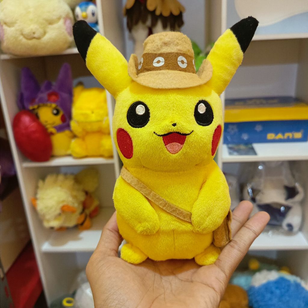 Pokemon Pikachu Adventure Costume original Pokemon Center / Pika Adventure Camp Costume