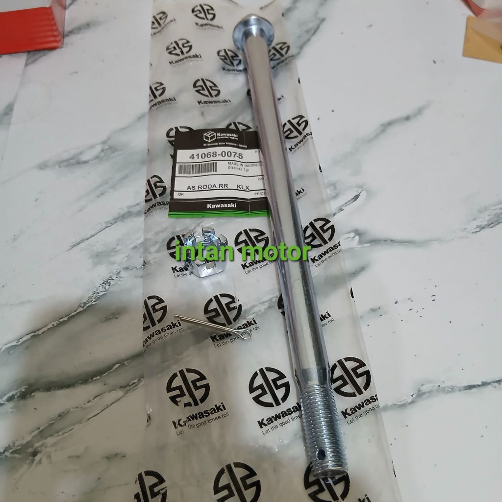 เพลาล้อหลัง KLX150**