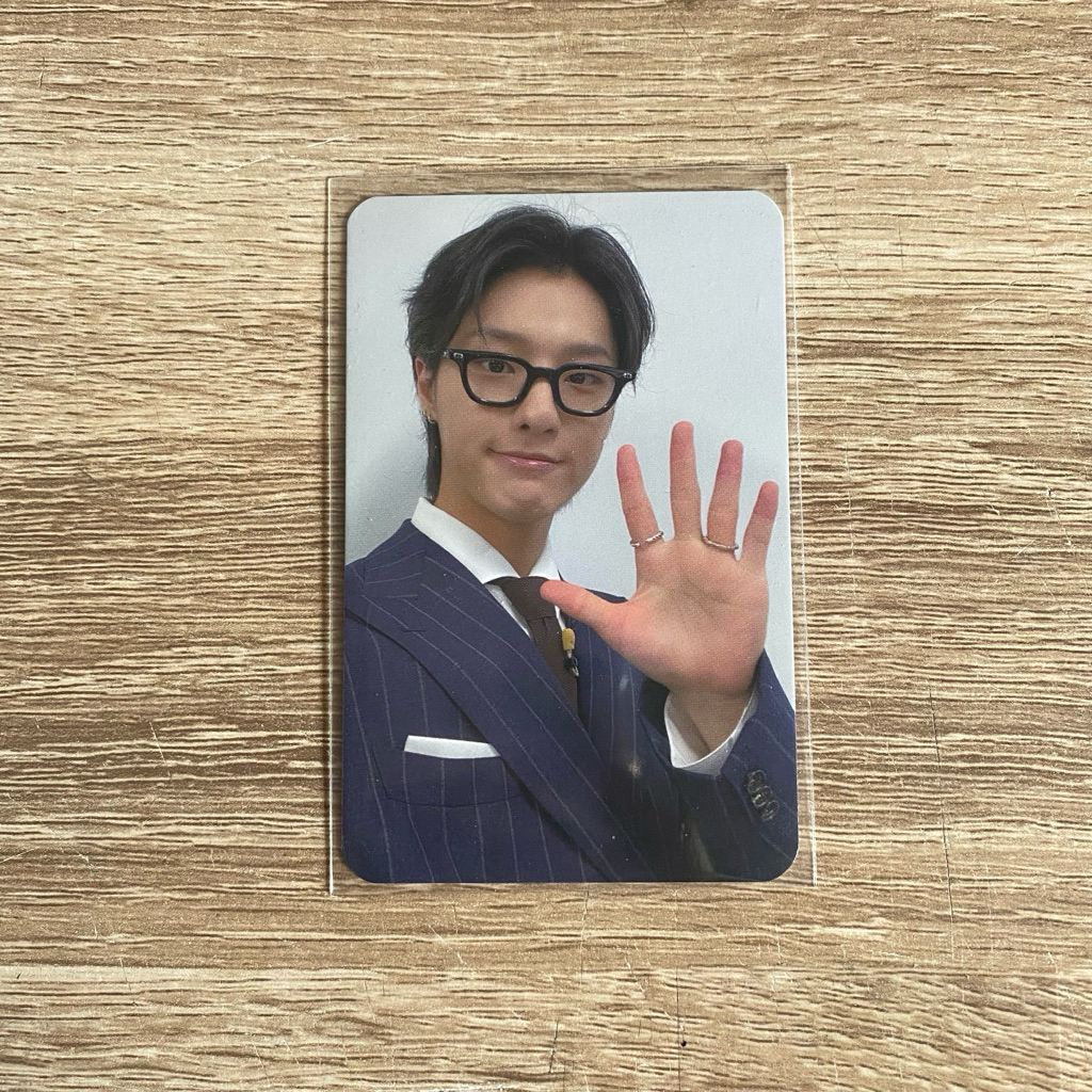 Woodz การ์ดอวยพรพร้อมฤดูกาล 2022