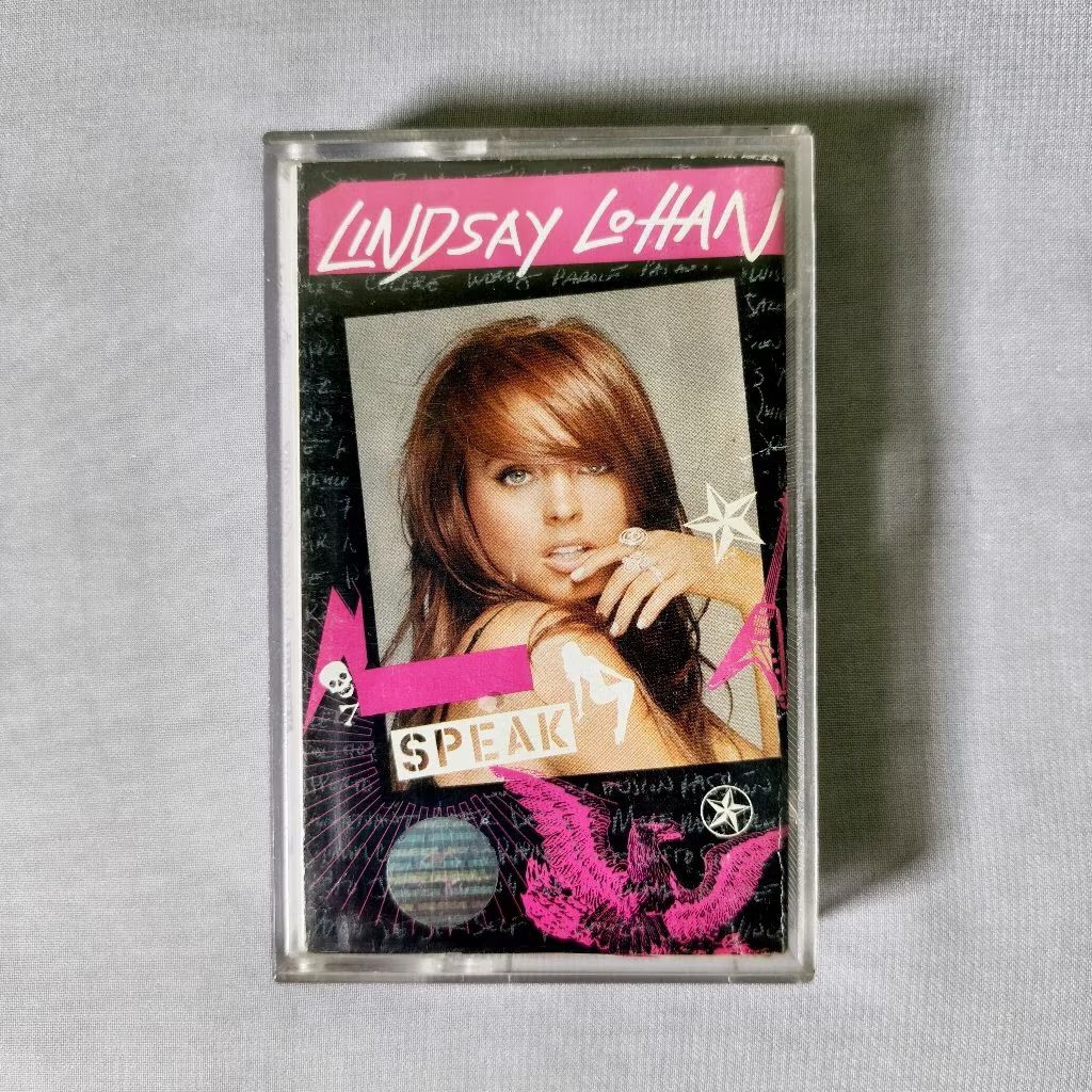Lindsay Lohan Cassette - พูด