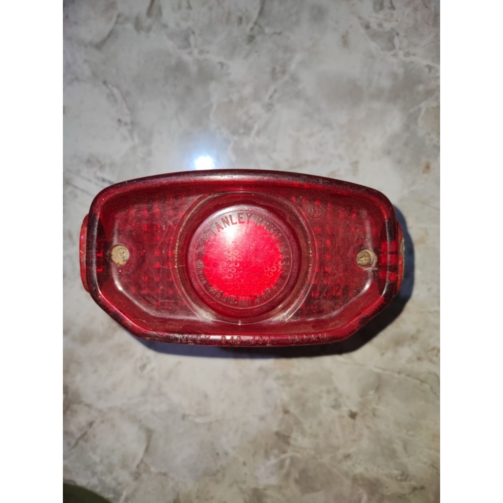 โคมไฟหลัง L2G V75 RS100 หยุด Yamaha v75 L2g rs100 yb100 โคมไฟด้านหลัง v75 L2G RS100 YB100 micha stop