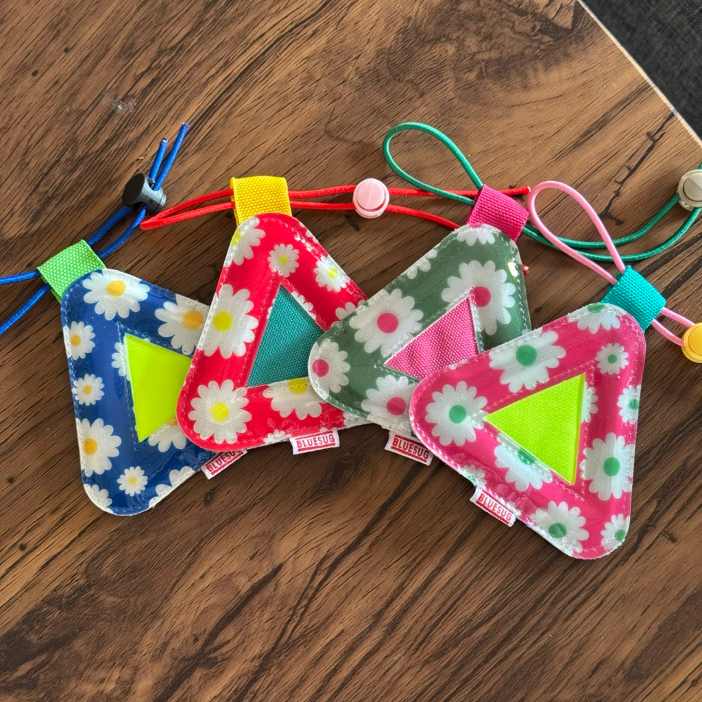 Triangle Daisy Motif Reflector Series Triangle Bike Daisy Motif