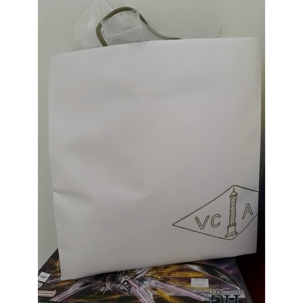 ถุงกระดาษ VCA van cleef