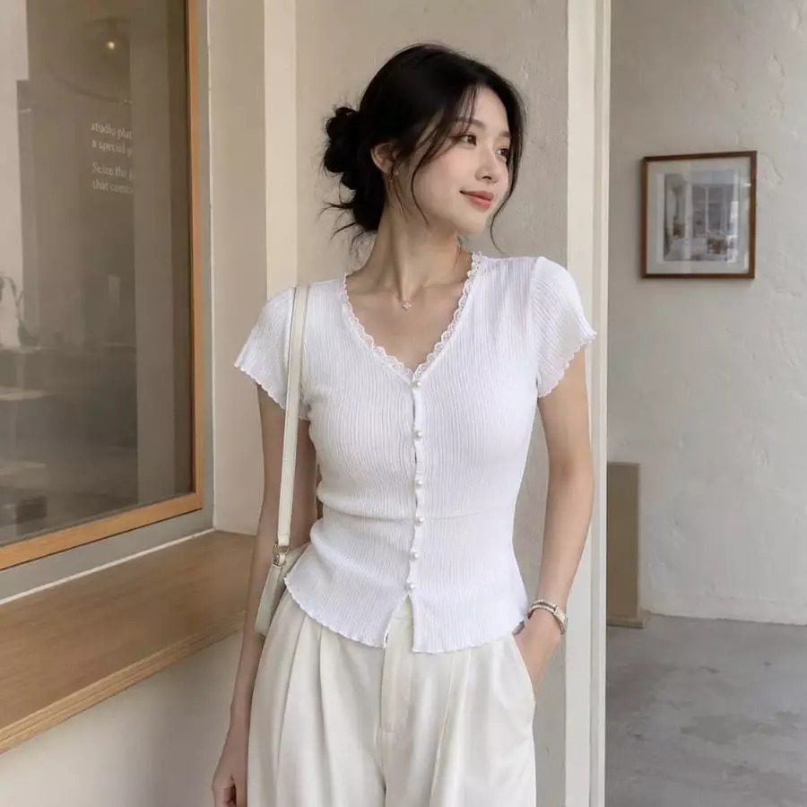 BEFAST FASHION - ZJD AKITA LACE T-SHIRT SHORT SLEEVE LACE เสื้อผ้าวันผู้หญิง ทันสมัย MINIMALIST / JI