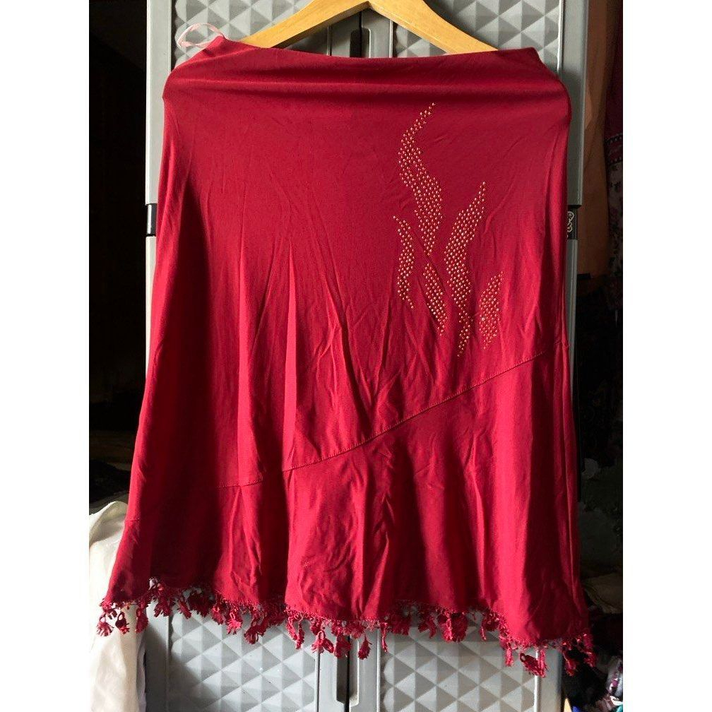 MERAH กระโปรงสีแดง - Lp 75cm P 63cm
