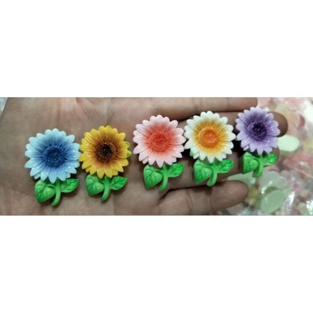 MATAHARI SUNFLOWER CLAY ACCESSORIES, H 3.2CM, NO HOLES