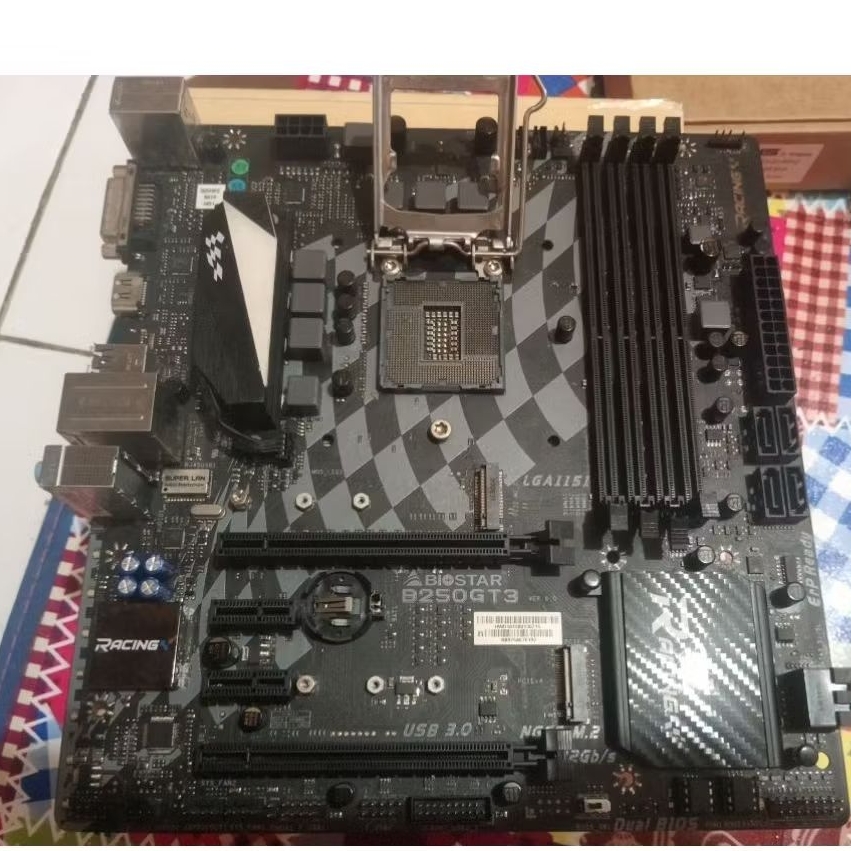 เมนบอร์ด biostar b250 gt3 LGA 1151 เสียหาย