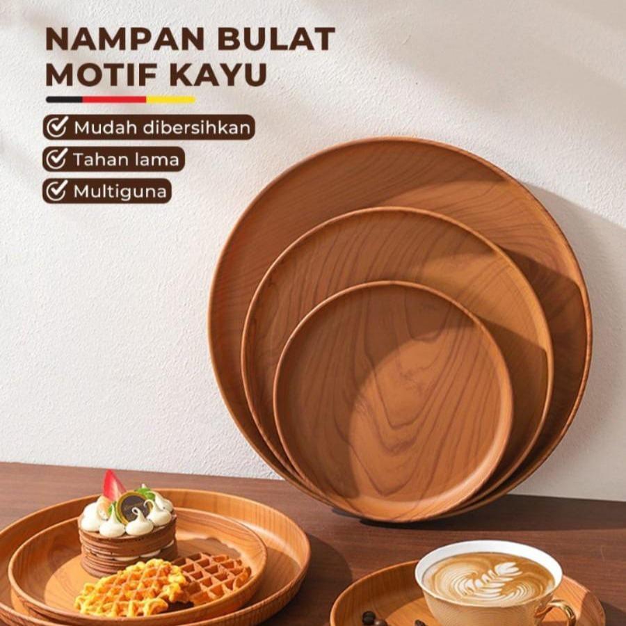 ถาดเสิร์ฟพลาสติกกลม 32 ซม.ลายไม้ทนทานแข็งแรงหนาทนความร้อน Anti-Shatter ไม้ Motif เส้นผ่านศูนย์กลาง 3