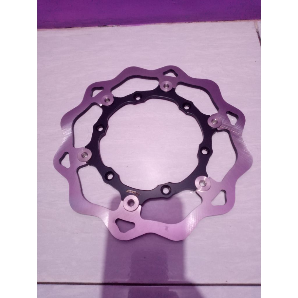 จานดิสเบรครุ่น Galfer เท่านั้น