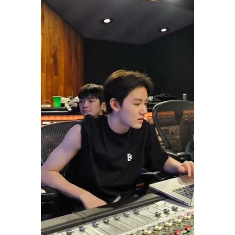 เสื้อยืด Bighit Music Cortis seonghyeon Juhoon