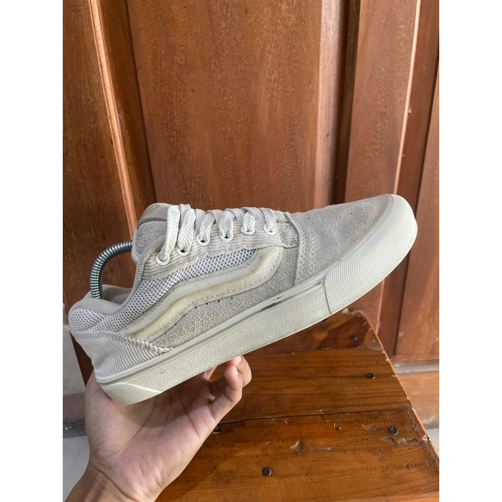 KNU 41**************