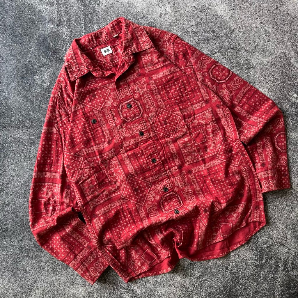 ผ้าสักหลาดของ Uniqlo Pasley