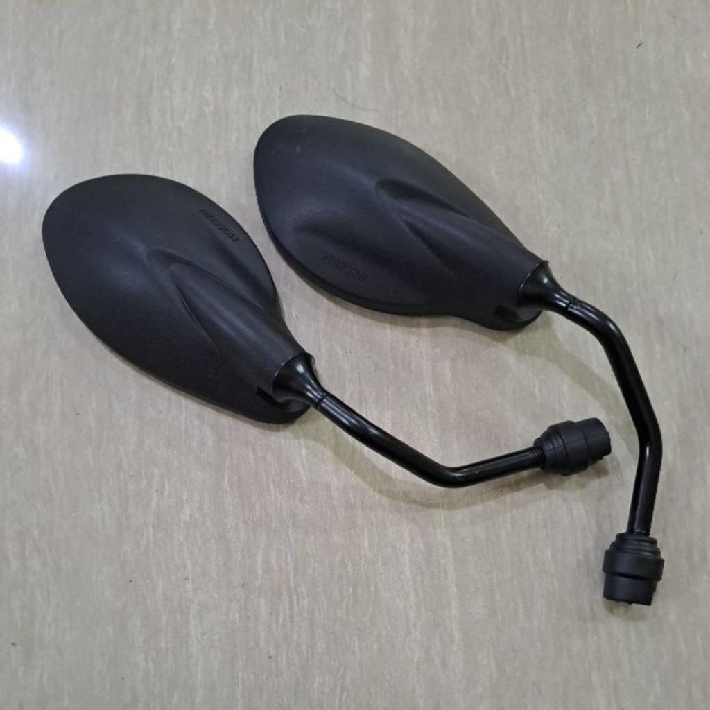 A PAIR OF YAMAHA 125Z/125ZR REARVIEW MIRRORS X1