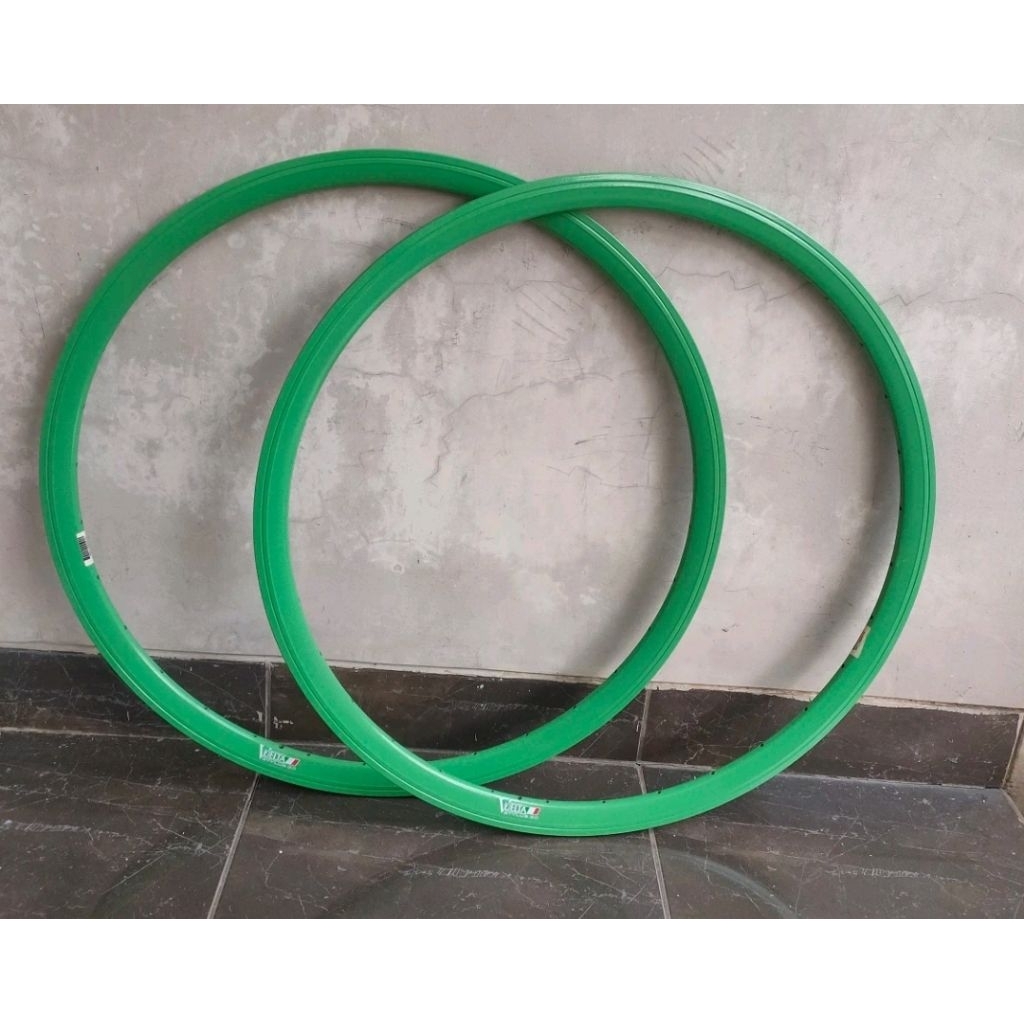 ขอบสําหรับผู้ให้บริการรถ 700c Vuelta 3cm 32h 36h