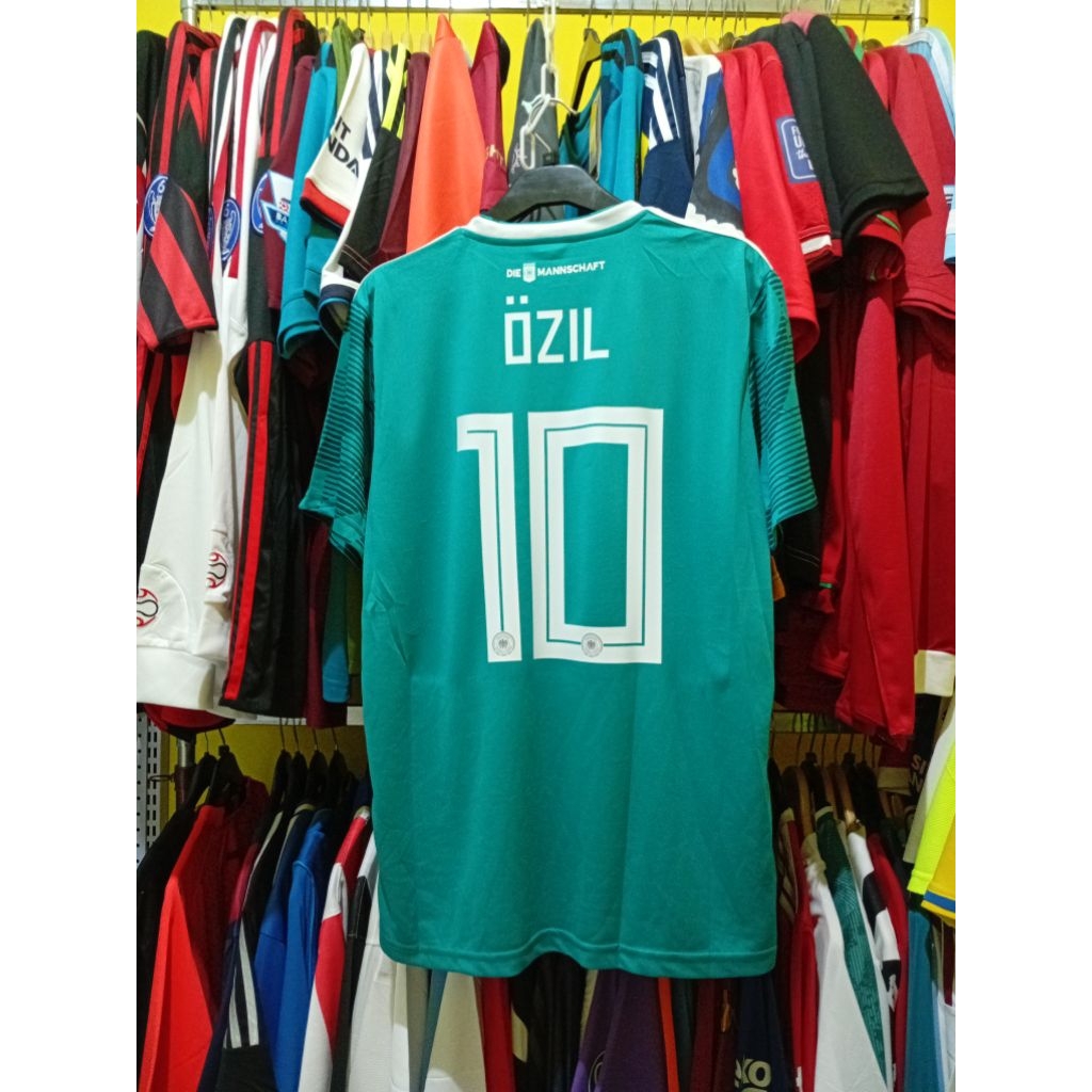 เสื้อฟุตบอล RETRO GO GER 2018 AWAY OZIL 10