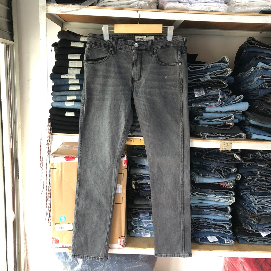 WRGR VEGAS SM7BC05P22 GRADE C JEANS READ DESCRIPTION
