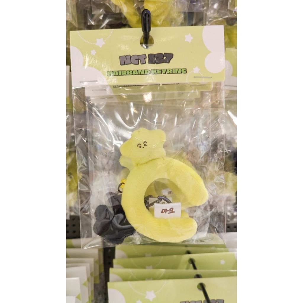 อย่างเป็นทางการ HAIRBAND KEYRING NCT 127 JOHNNY MARK HAECHAN MERCHANDISE KWANGYA EVERLAND