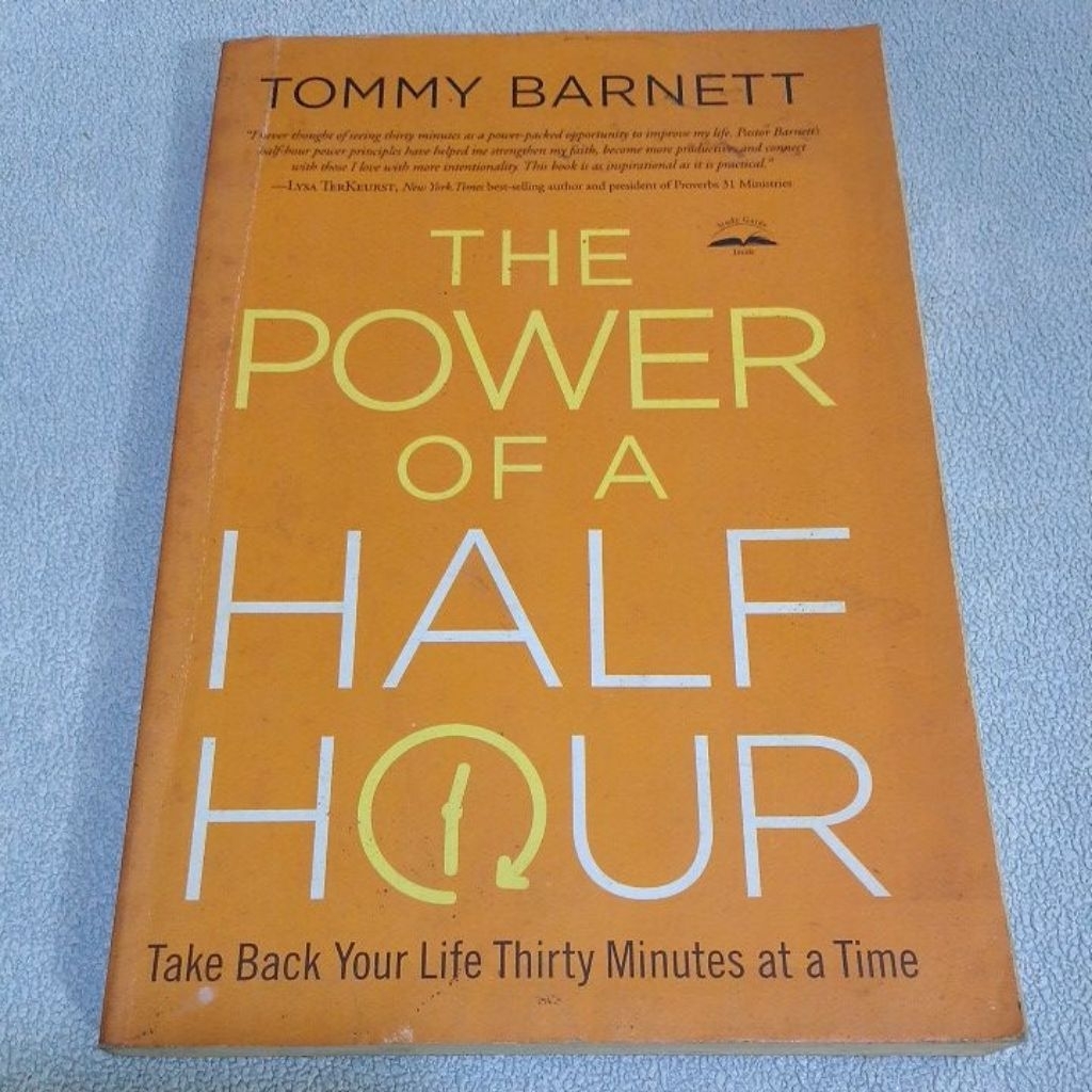 พลังแห่งครึ่งชั่วโมง โดย Tommy Barnett
