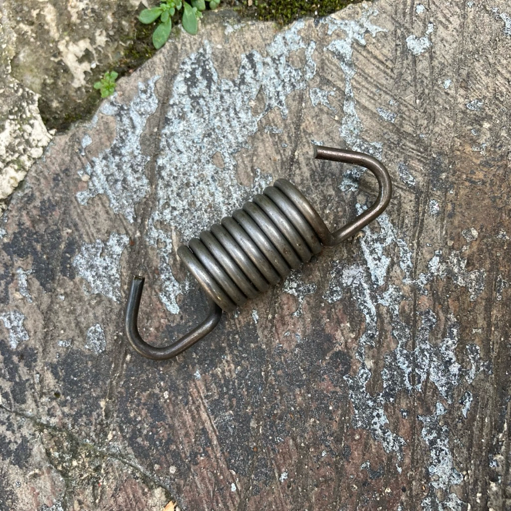 Spring Tension (สําหรับรองเท้าเบรคหลังคืน) Small Pirodo Spring ผ้าเบรคหลังกลอง Toyota Corona RT100 R