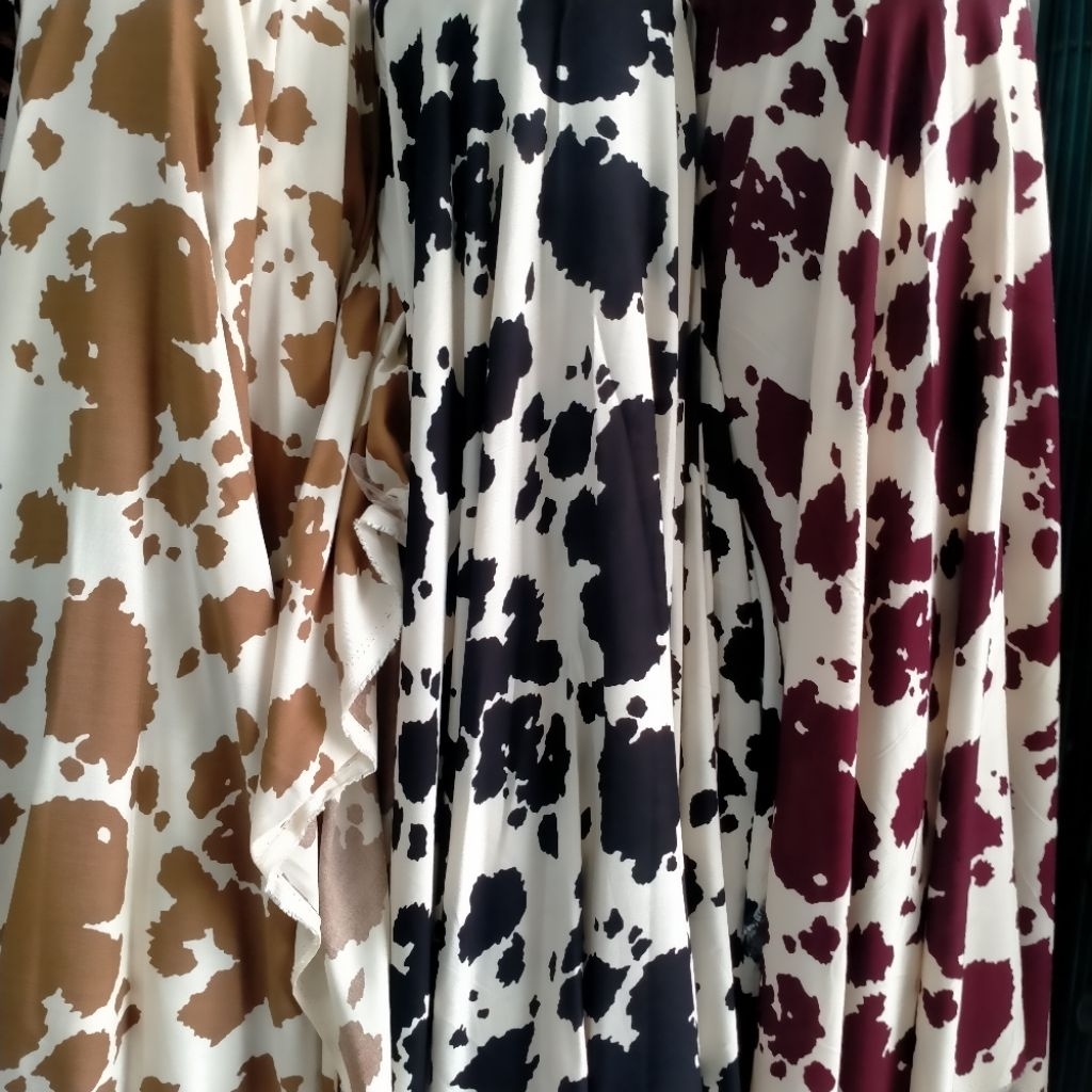 KATUN ผ้าคอตตอนเรยอนพรีเมี่ยม/ผ้าฝ้ายเรยอนลาย ราคาต่อครึ่งเมตร (0.5 mtr)