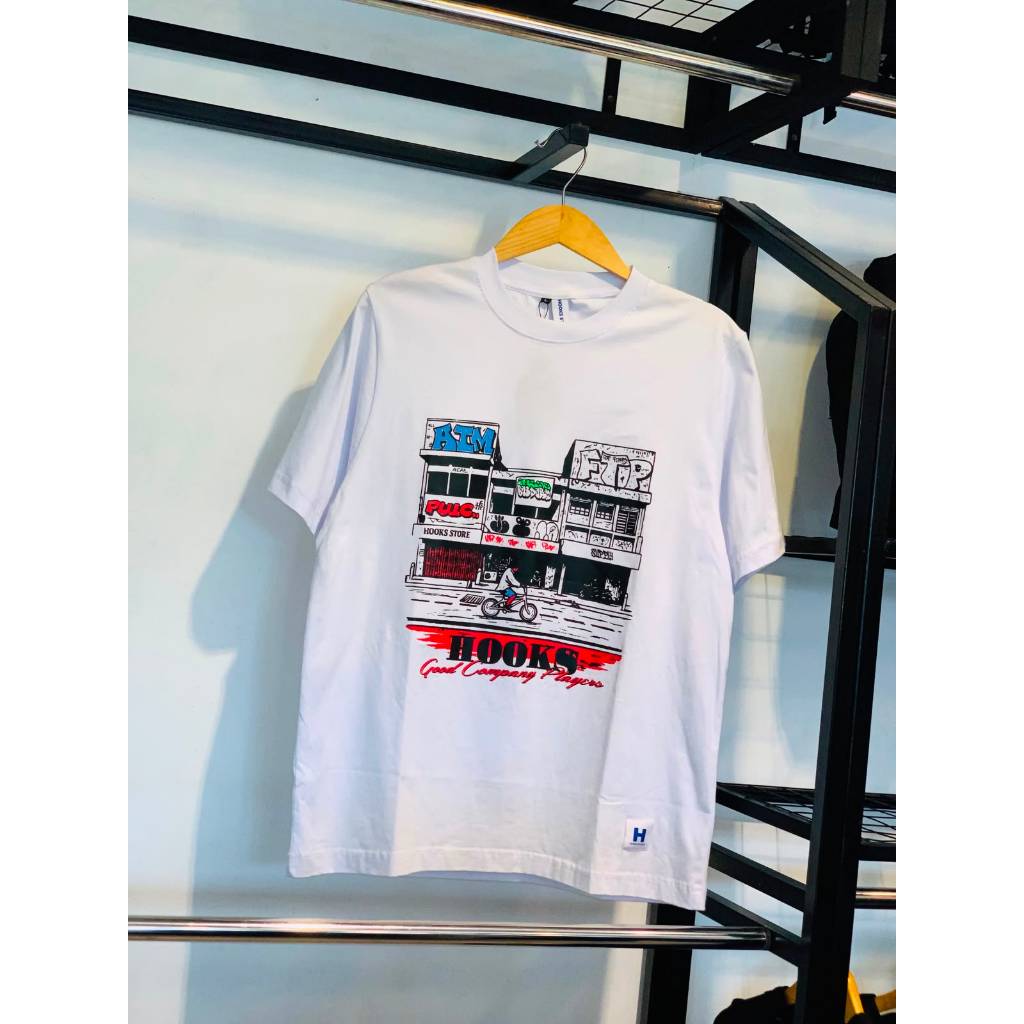 ARON BERG - เสื้อยืด Hooks รหัส PRAY