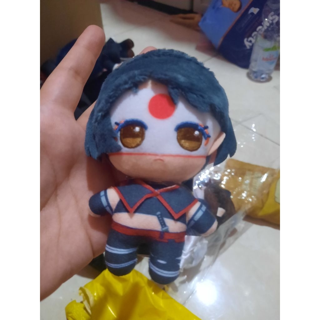 Katana Plushie พวงกุญแจ Isekai Suicide Squad Mascot ตัวอักษรสินค้า (Isekai Suicide Squad)