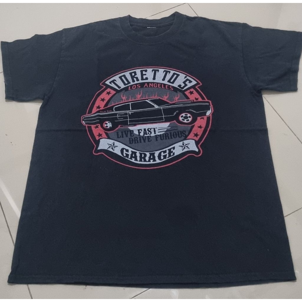 เสื้อยืด Art Torreto Garage