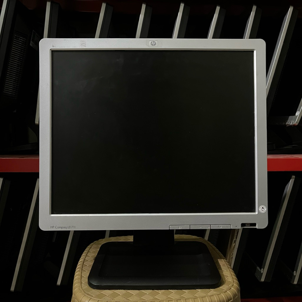 TOMBOL LAYAR 17INCH SQUARE/BOX HP MONITOR พร้อมขั้นต่ําเล็กน้อยบนปุ่ม, การบริจาคที่ชัดเจน, เย็น, รับ