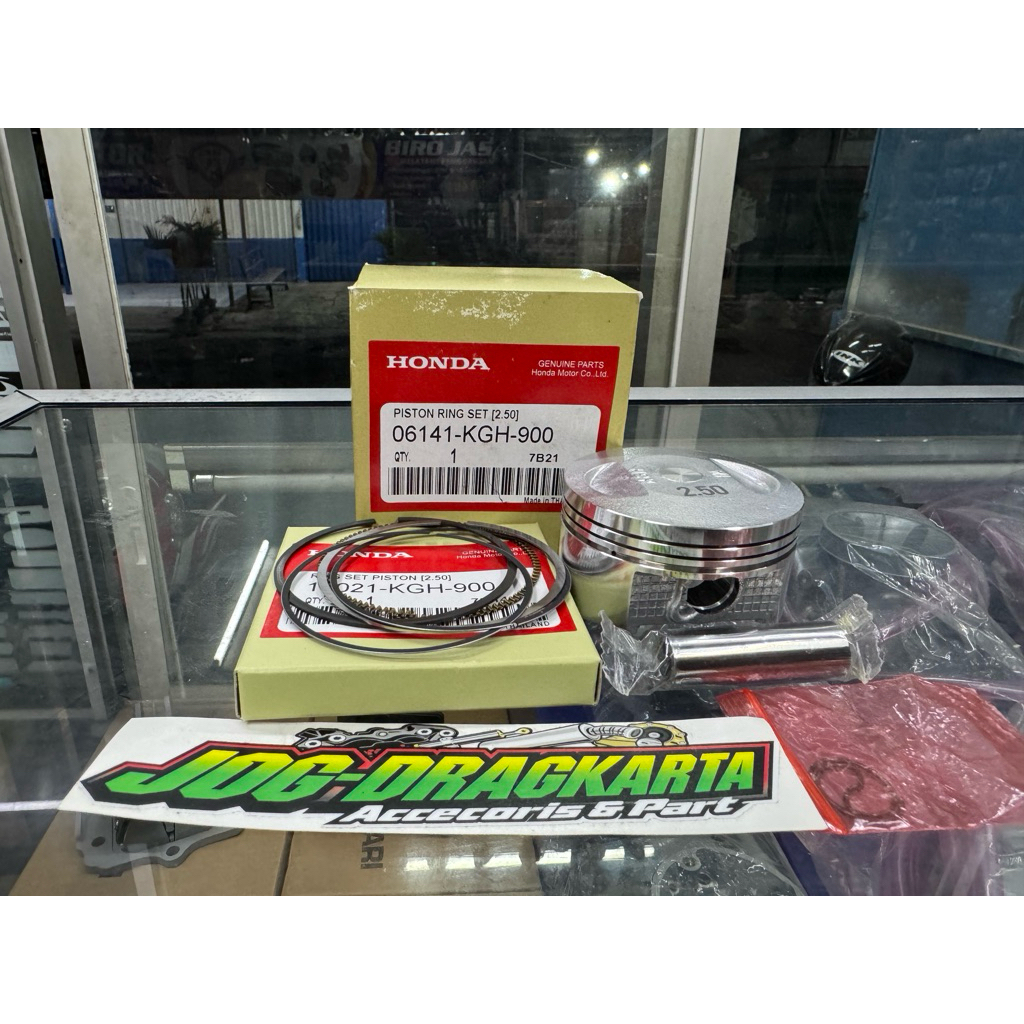 SEHER PISTON ชุด SONIC 125 CS1 KGH 60.5 MM PEN 13 HONDA ORIGINAL MADE IN THAILAND