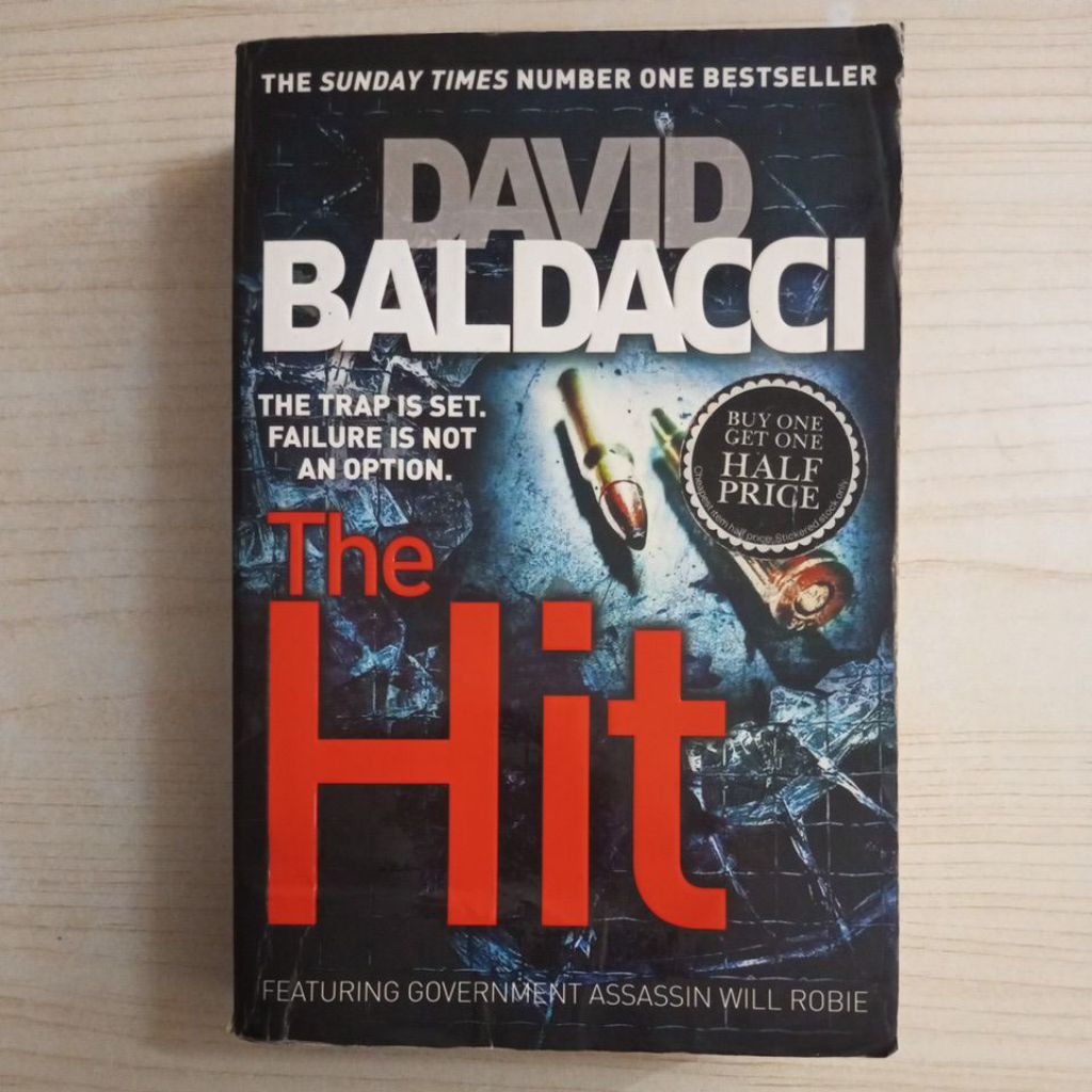 THE HIT NOVEL โดย DAVID BALDACCI