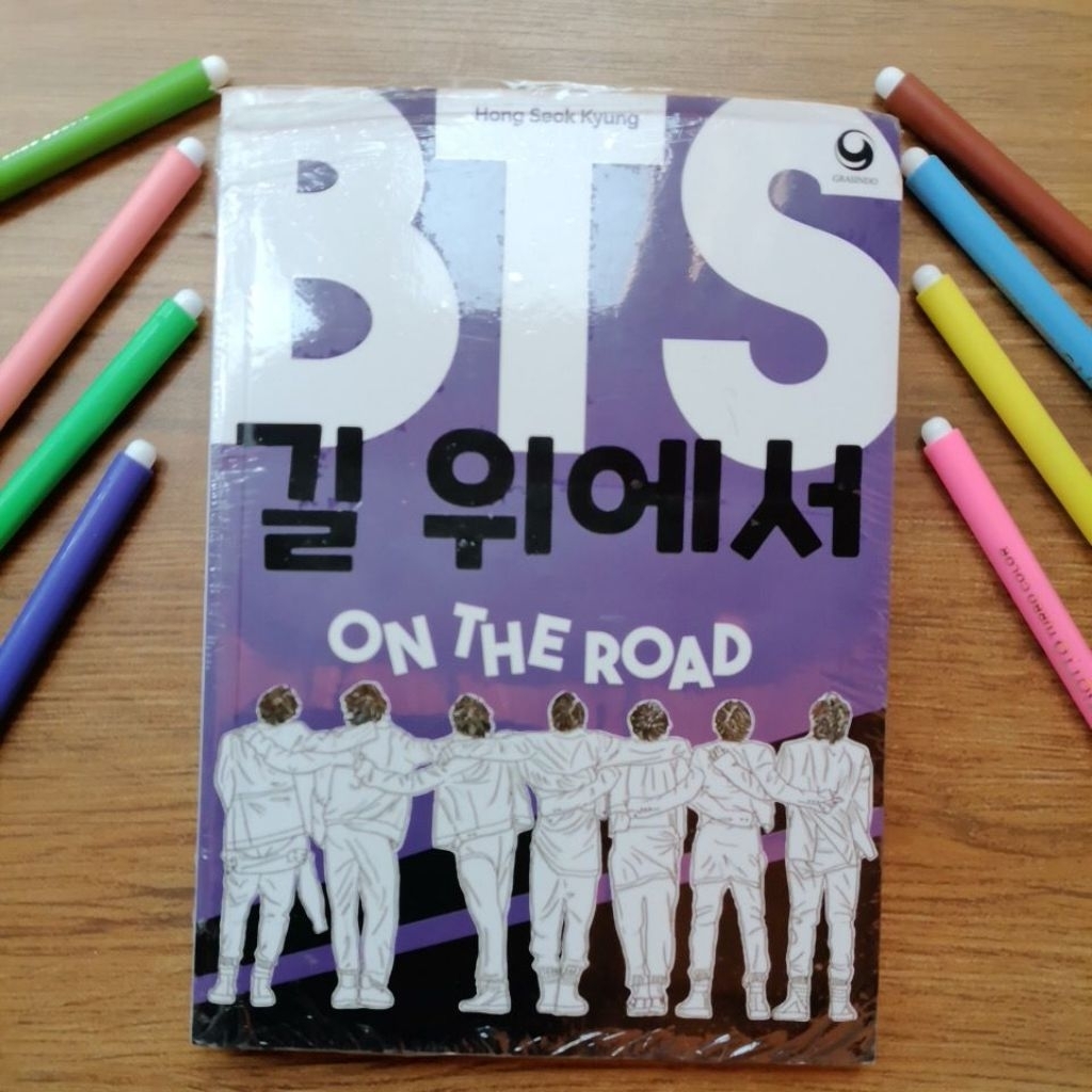 หนังสือ: BTS ON THE ROED