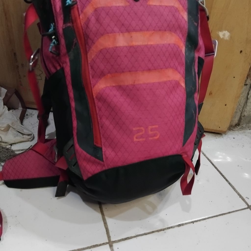 QUechua กระเป๋ากลางแจ้งของแท้