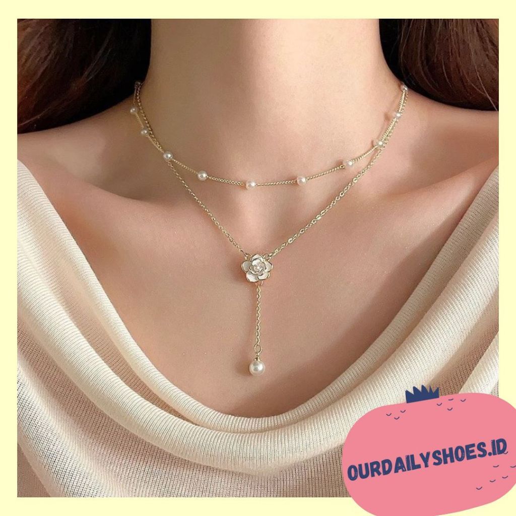 [ODS] สร้อยคอมุก 2 ชั้นสําหรับผู้หญิงพร้อมจี้ดอกไม้ที่สวยงามเครื่องประดับแฟชั่นเกาหลีหรูหราสําหรับเช