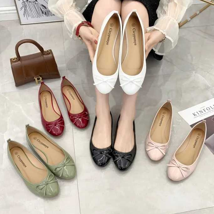 Nida store - รองเท้าส้นแบนผู้หญิง Clarisa Ballerina Flat