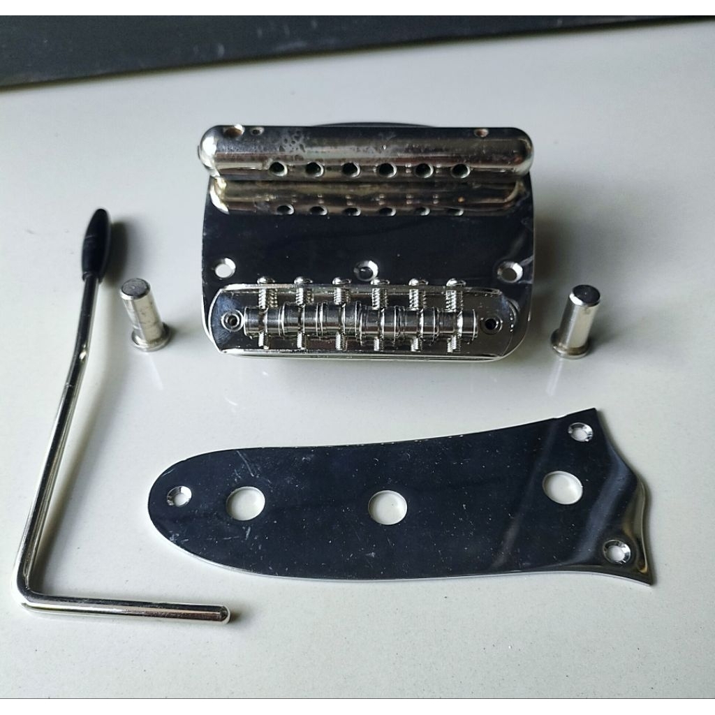 Bridge Tremolo ชุดสายไฟแผ่น Fender Mustang
