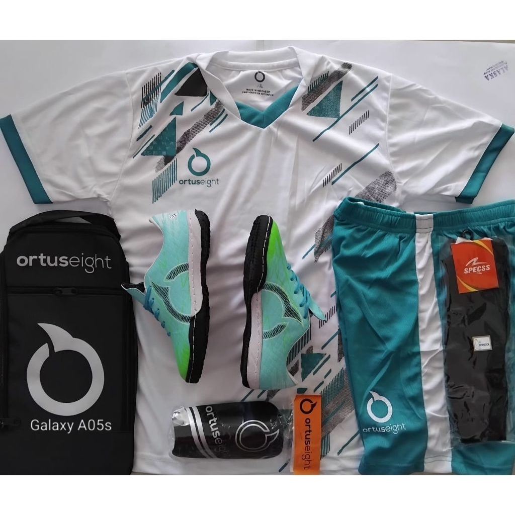 รองเท้า FUTSAL ของ CHILDREN พร้อม SEWING