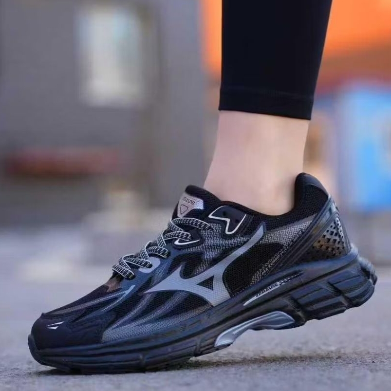 รองเท้าวิ่ง Mizuno Halo Mix สีดําเต็ม | วิ่งรองเท้าแบดมินตันวอลเลย์บอล