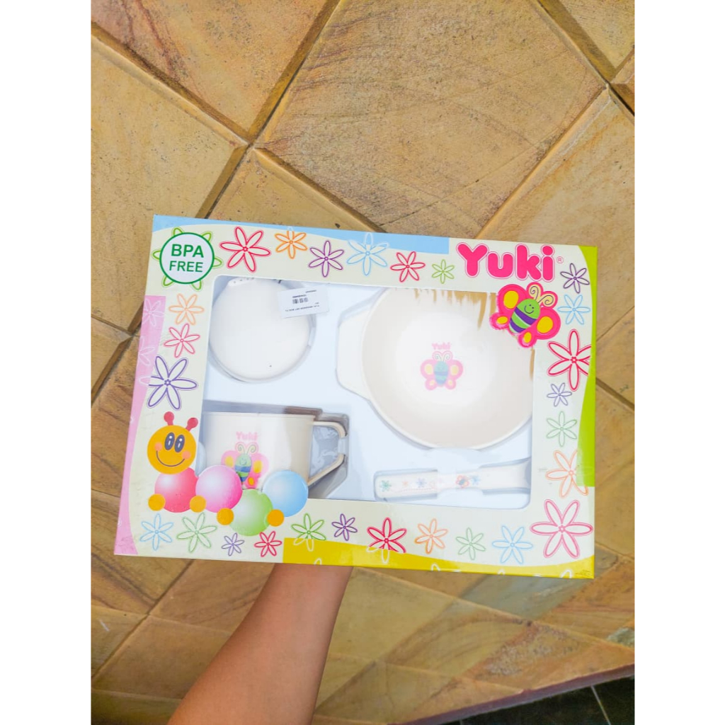 YUKI BABY GIFT GIFT SET BPA FREE SAFE BABY FEEDING ยูเทนซิล
