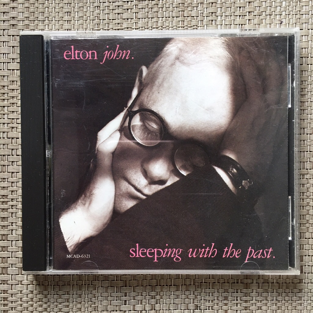 CD Elton John - นอนหลับด้วยอดีต