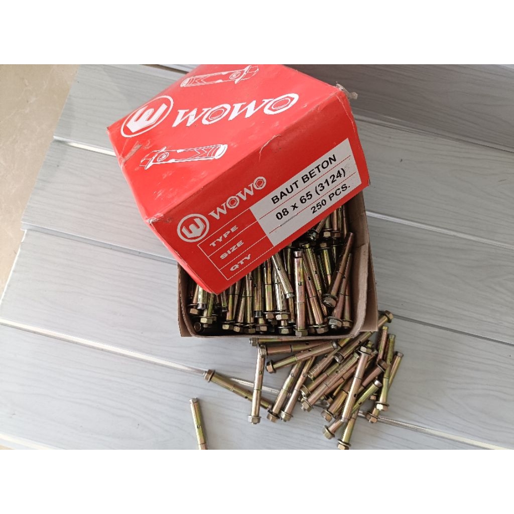 ยี่ห้อ DYNAMICS 8*65 WOWO