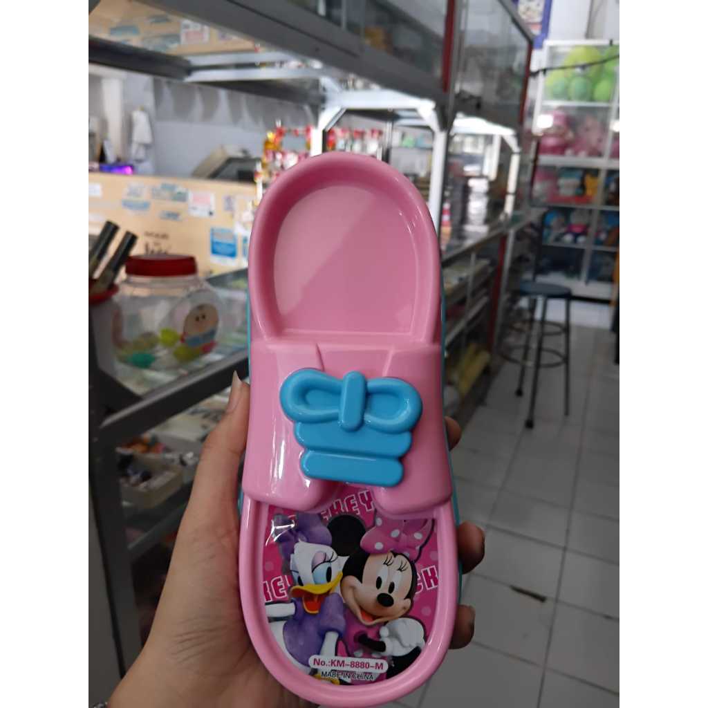 กล่องดินสอ KM-8808-M