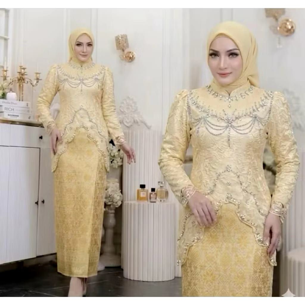 ALUNA KEBAYA / MODERN KEBAYA / GRADUATION KEBAYA / GRADUATION KEBAYA / MODERN TASSEL KEBAYA
